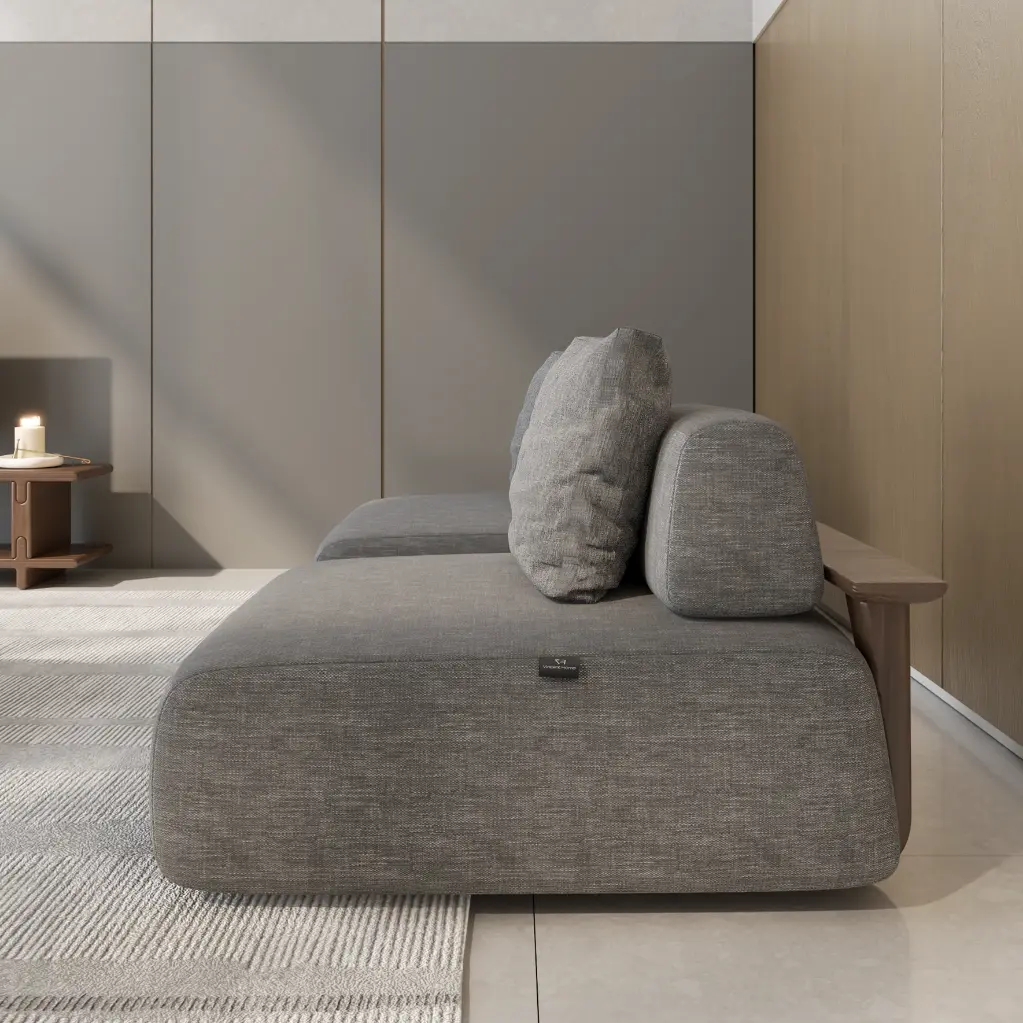 Meridian Platform lounge Chair